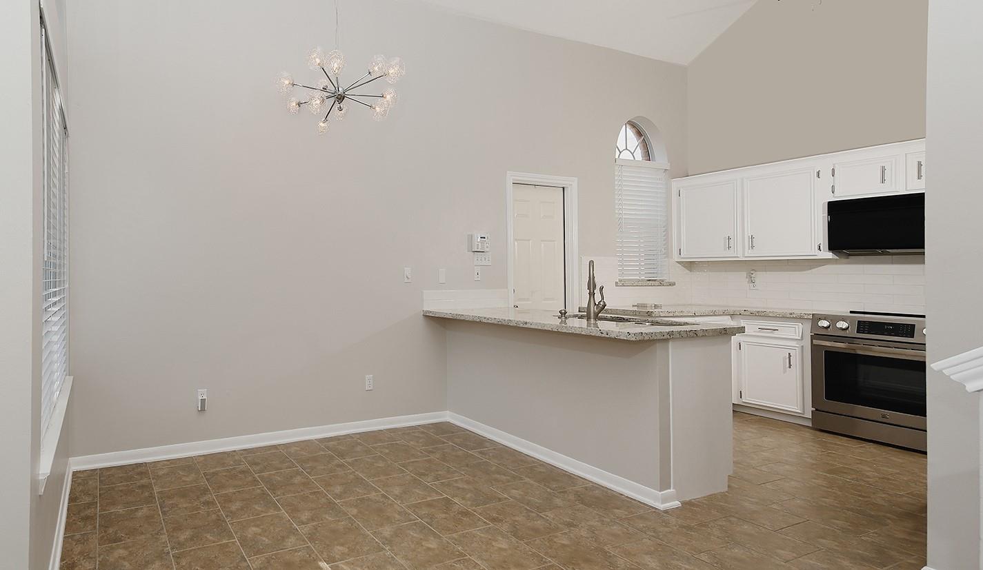 31 N Rushwing Circle