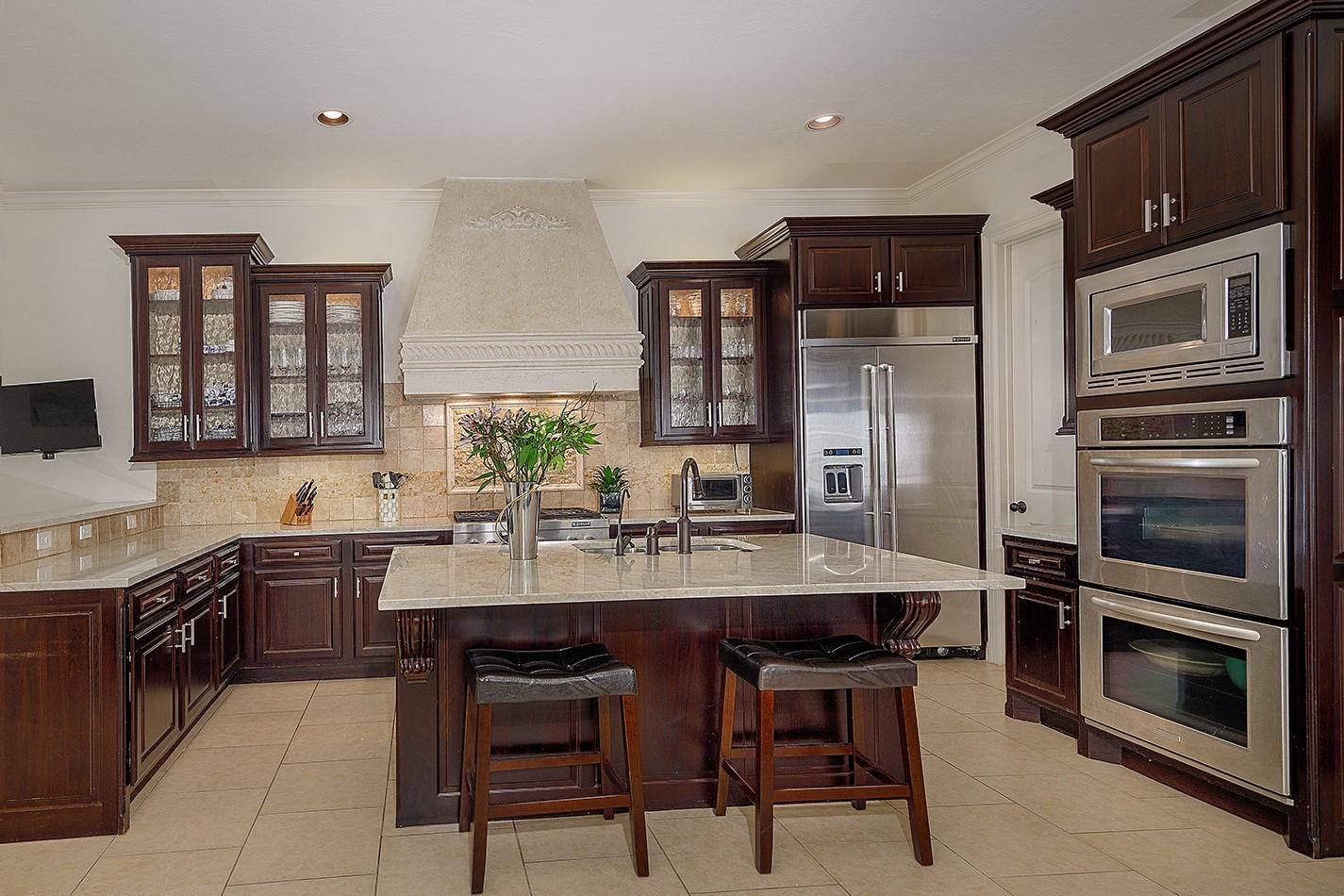 10 Moatwood Court