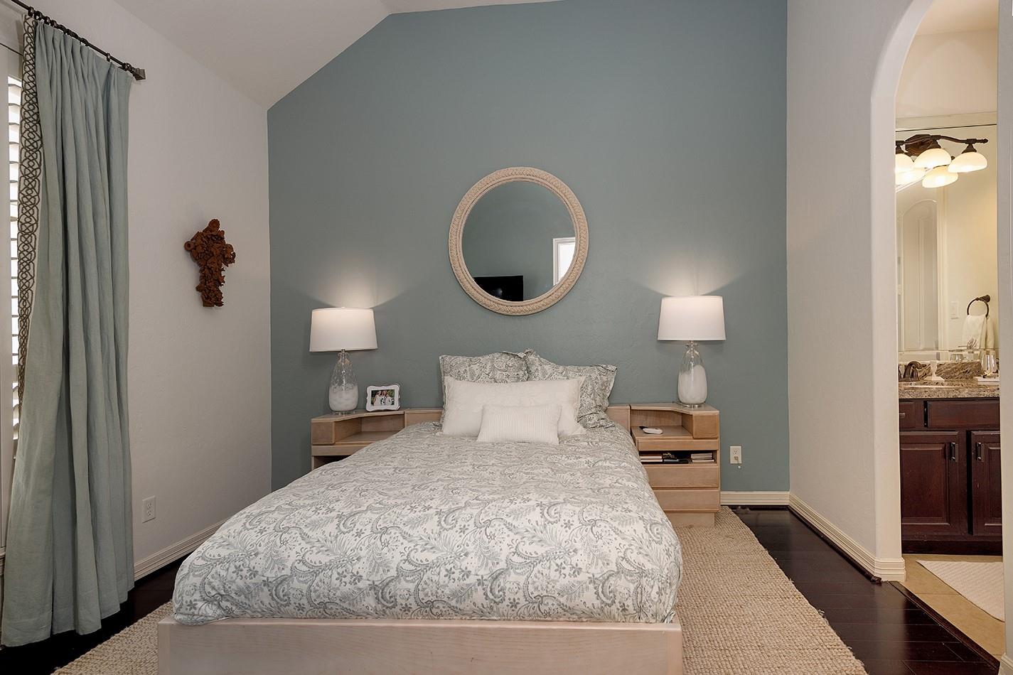 10 Moatwood Court
