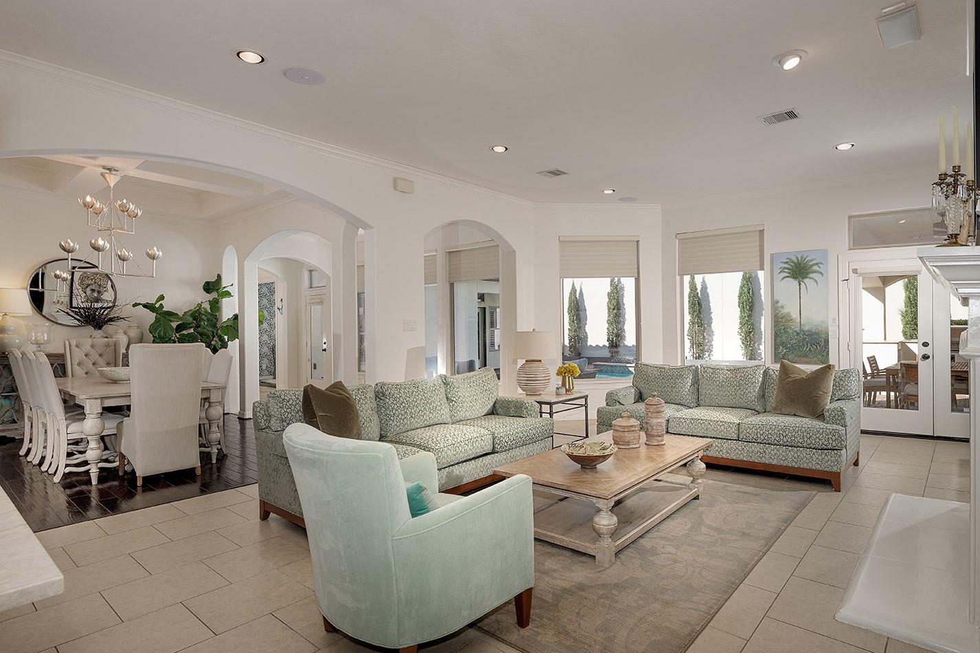 10 Moatwood Court