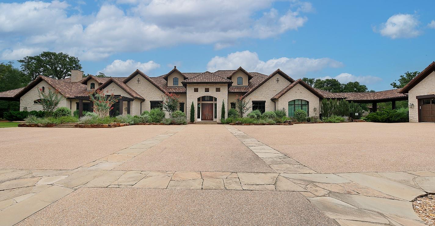 40693 Center Hill Road