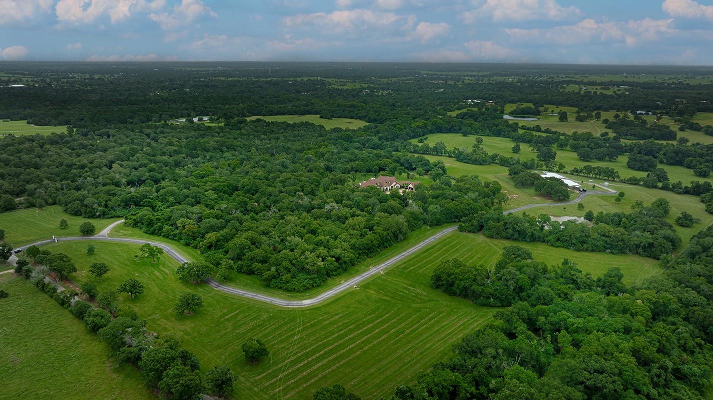 40693 Center Hill Road
