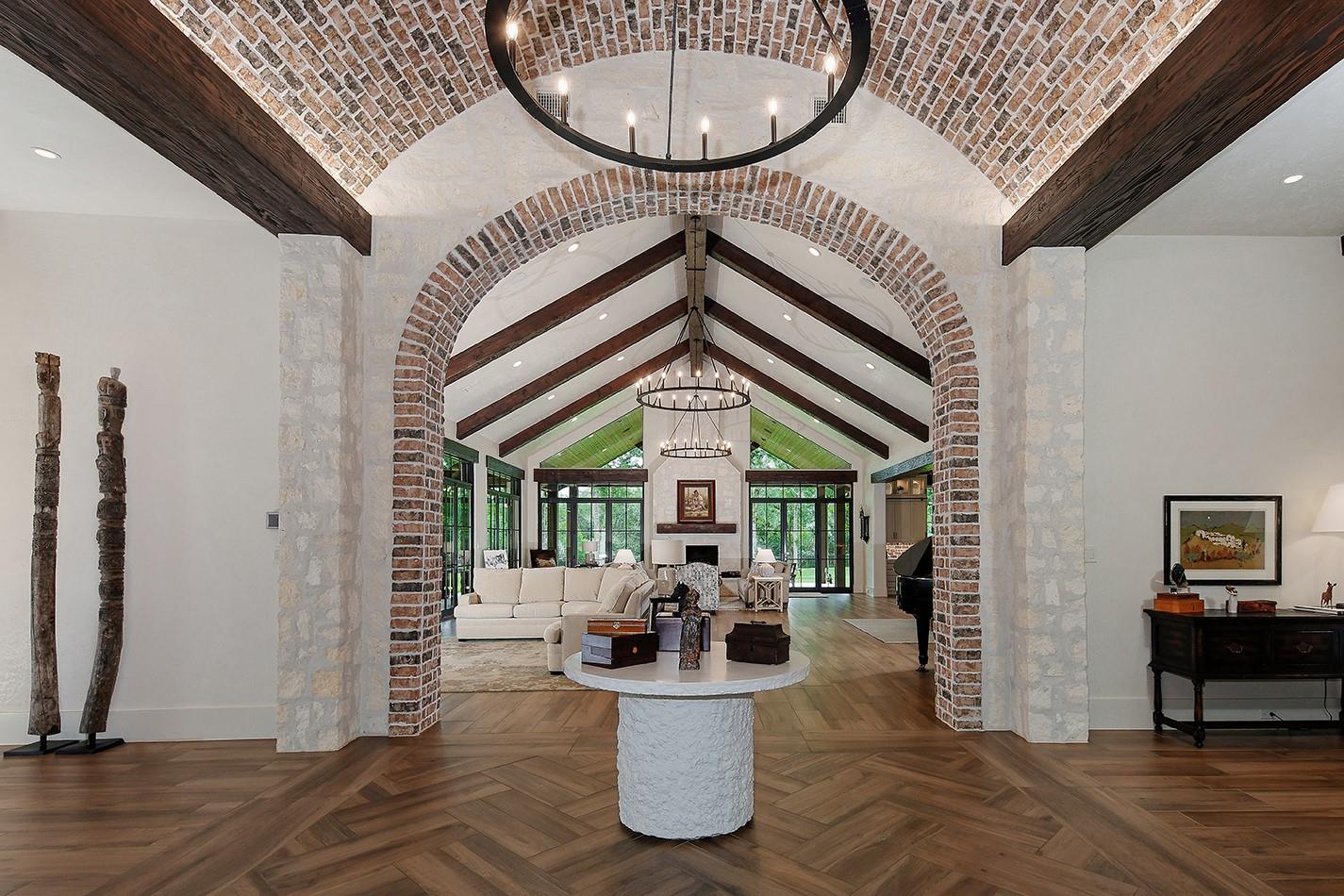 40693 Center Hill Road