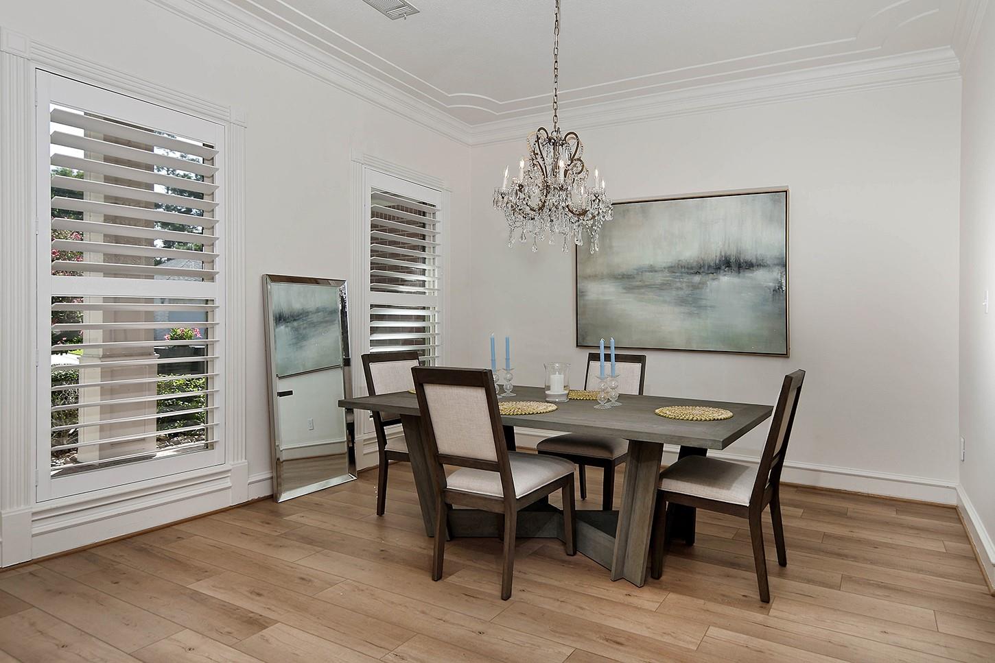 27 Acorn Cluster Court