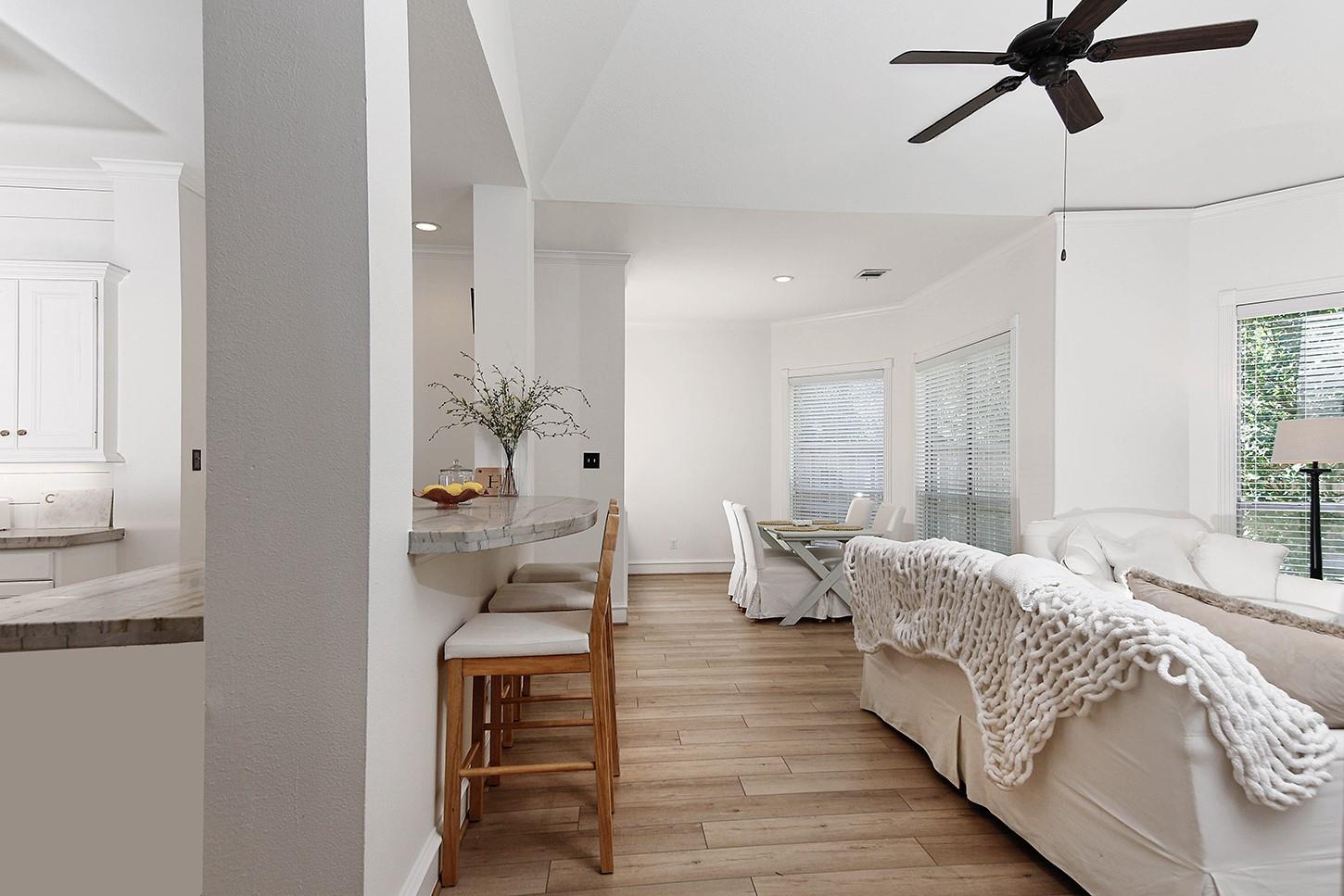 27 Acorn Cluster Court