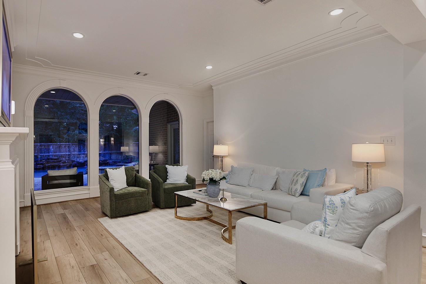 27 Acorn Cluster Court