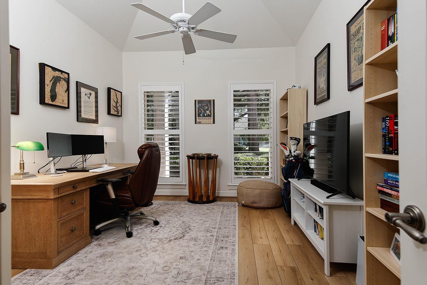 27 Acorn Cluster Court