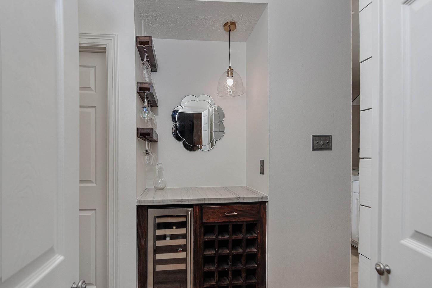 27 Acorn Cluster Court