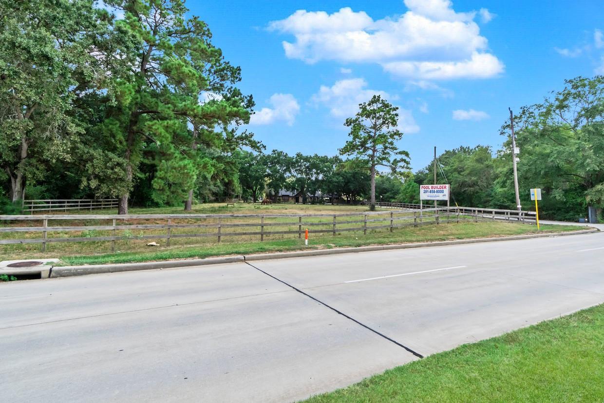12943 Spring Cypress Road