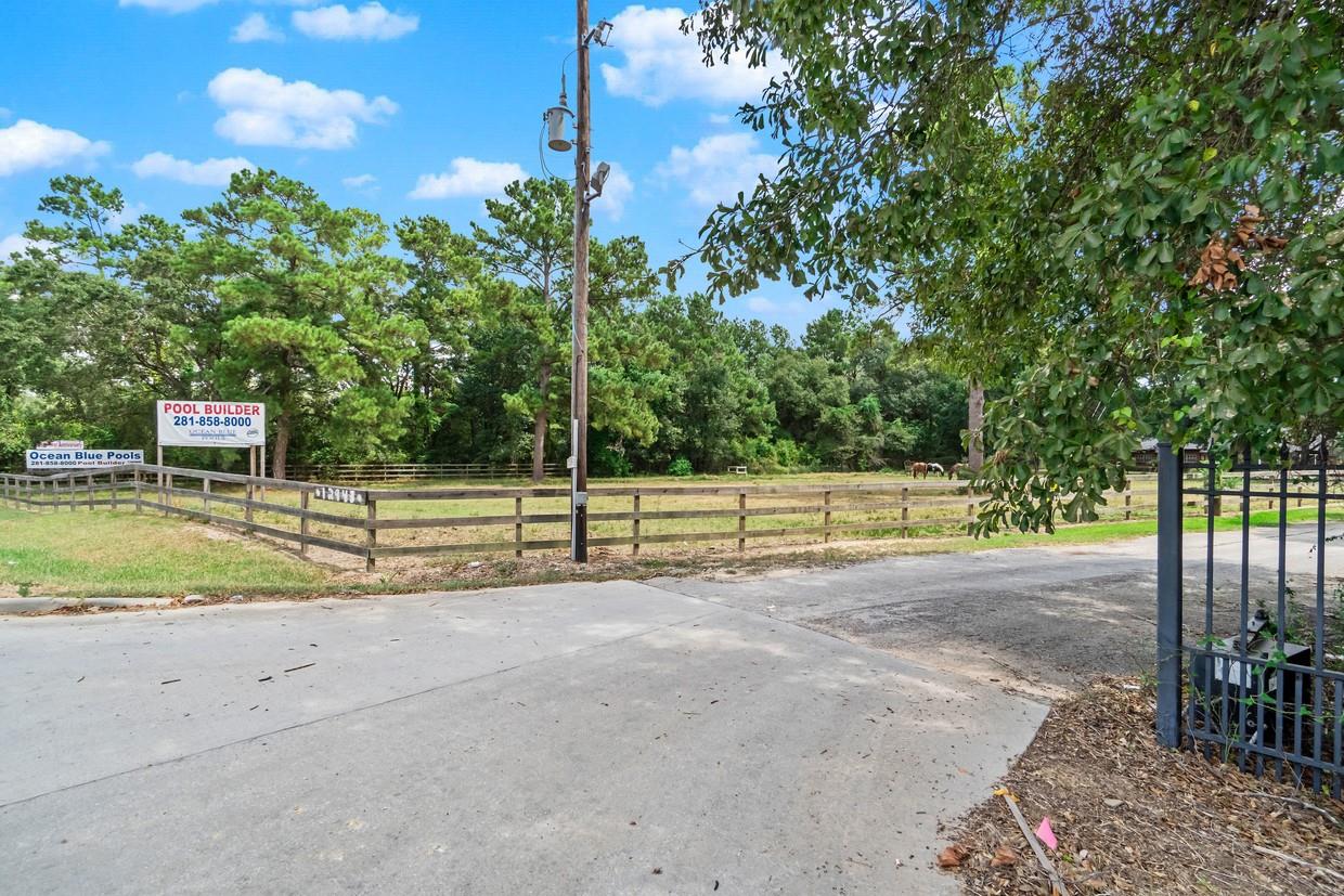 12943 Spring Cypress Road