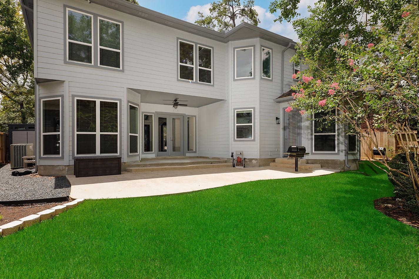 14 Graceful Elm Court