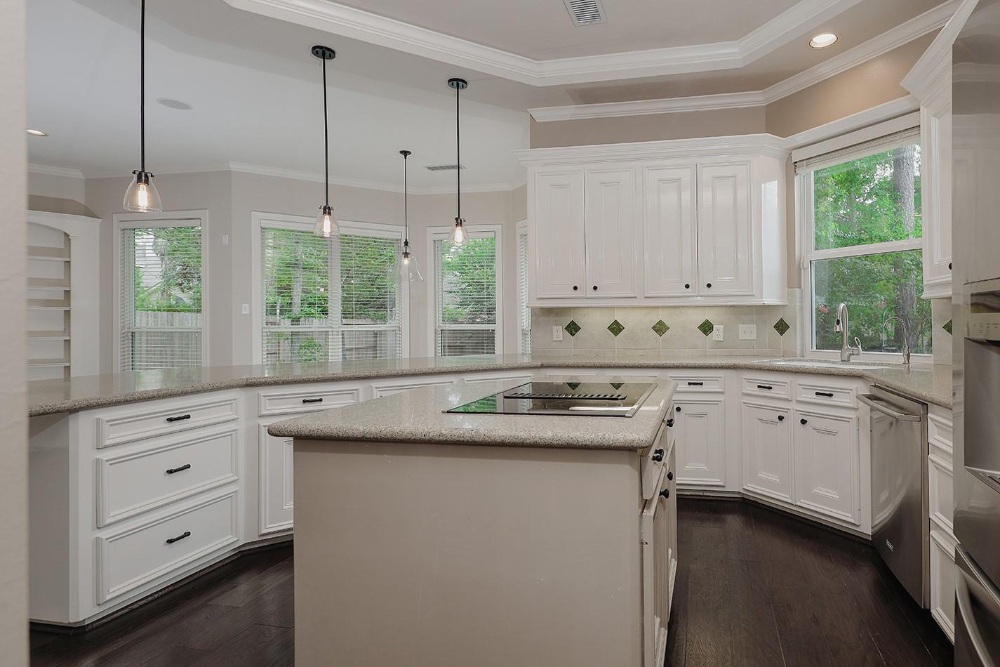 14 Graceful Elm Court