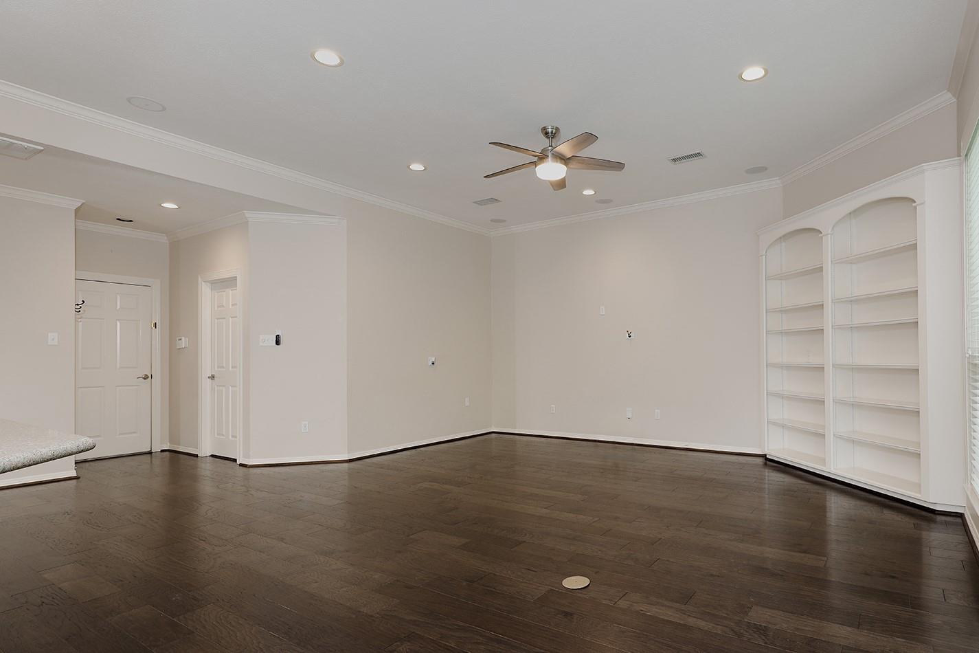 14 Graceful Elm Court