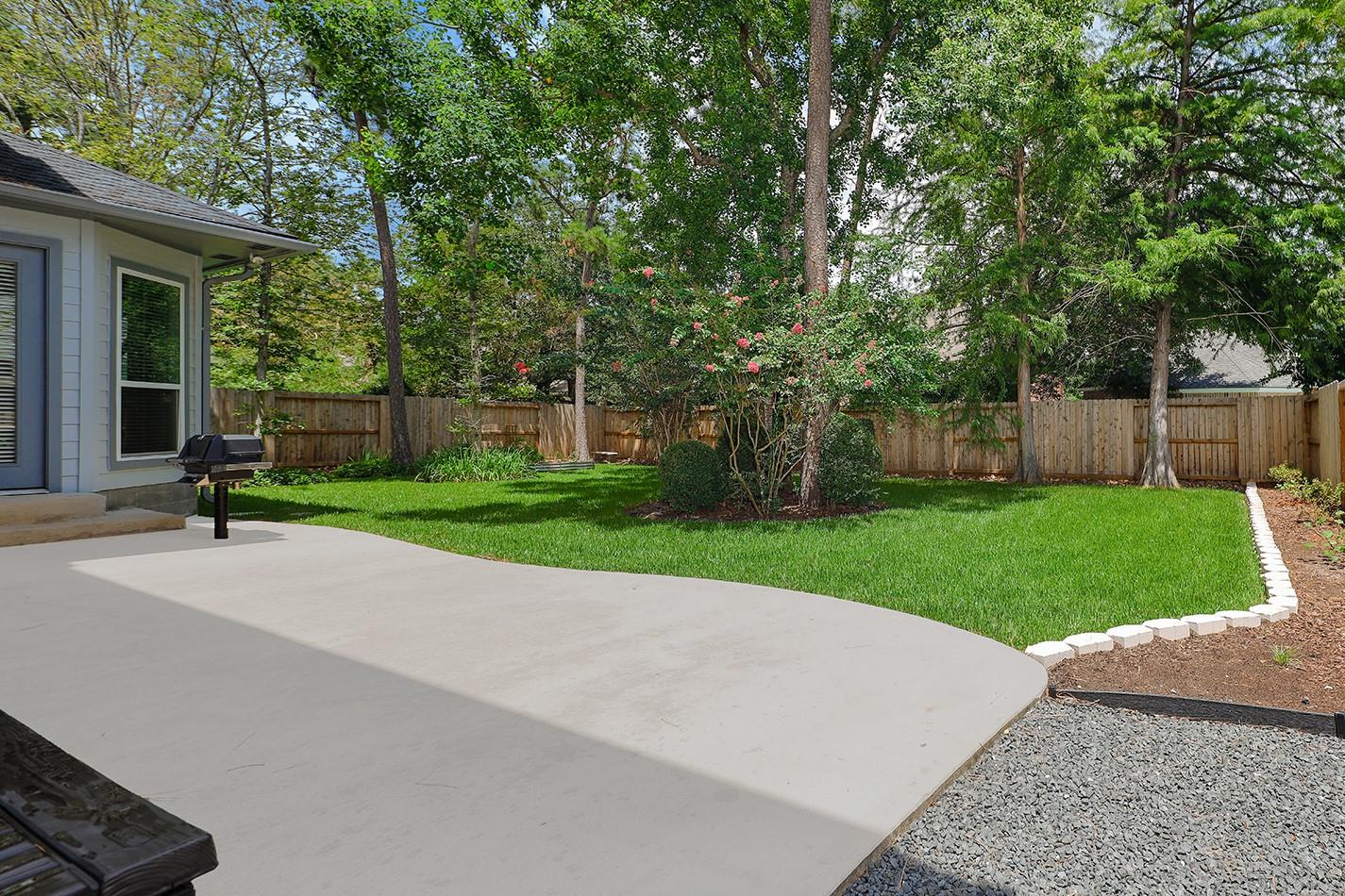 14 Graceful Elm Court
