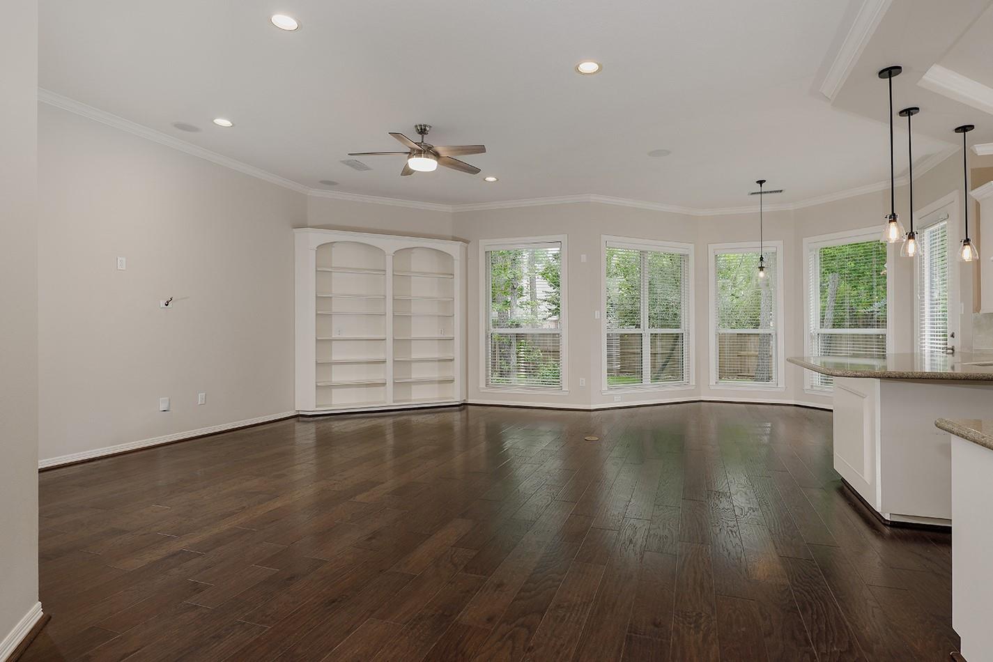 14 Graceful Elm Court