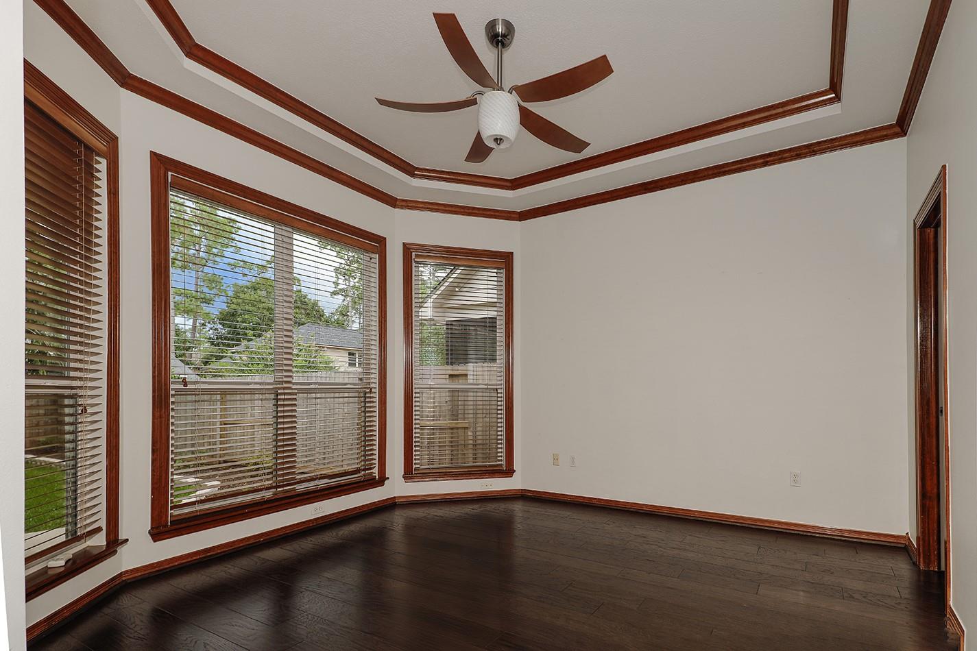 14 Graceful Elm Court