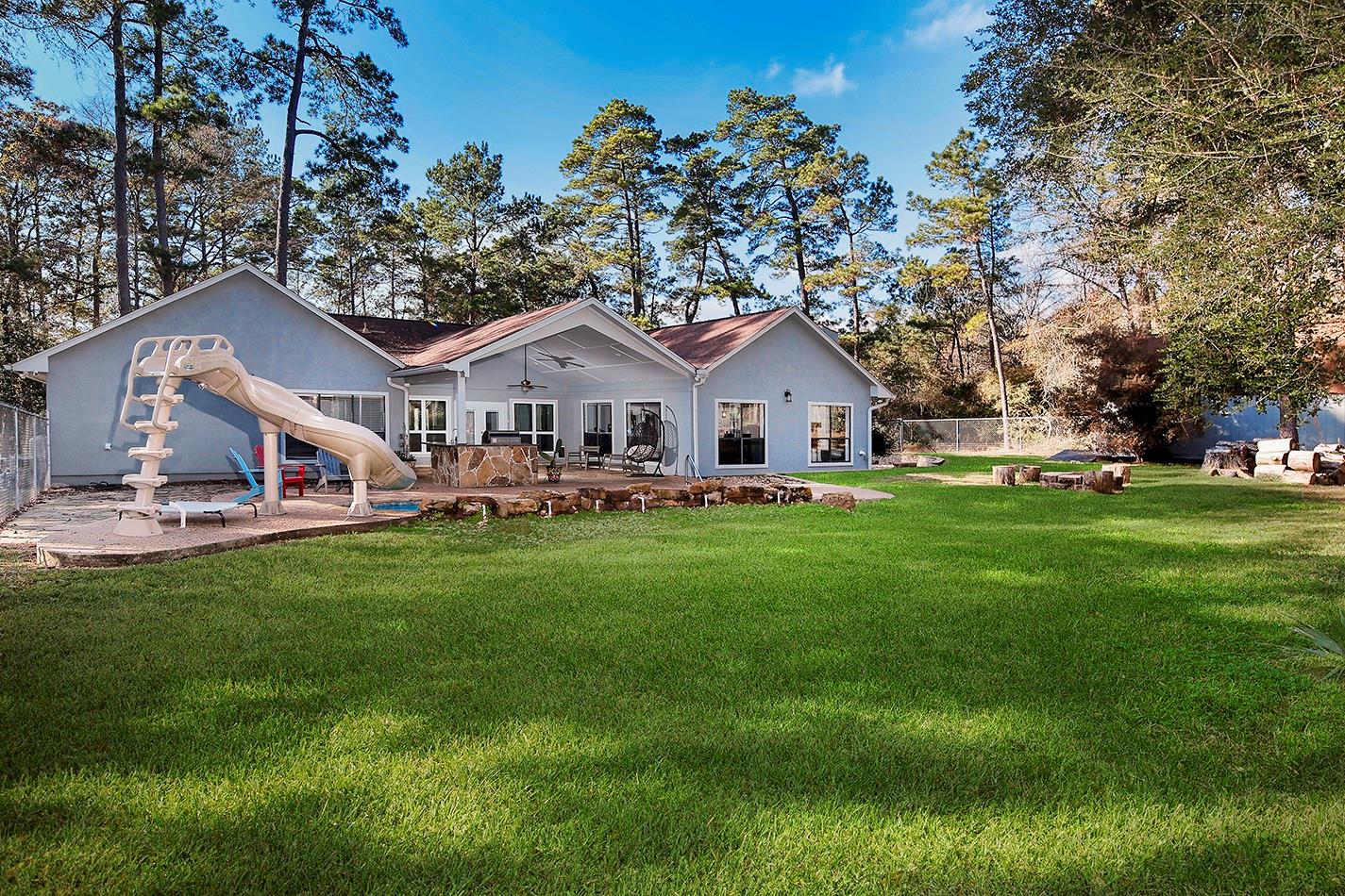 44 Lake Forest Circle