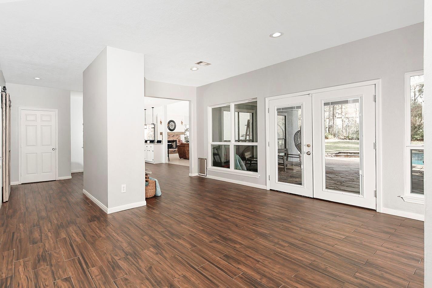 44 Lake Forest Circle