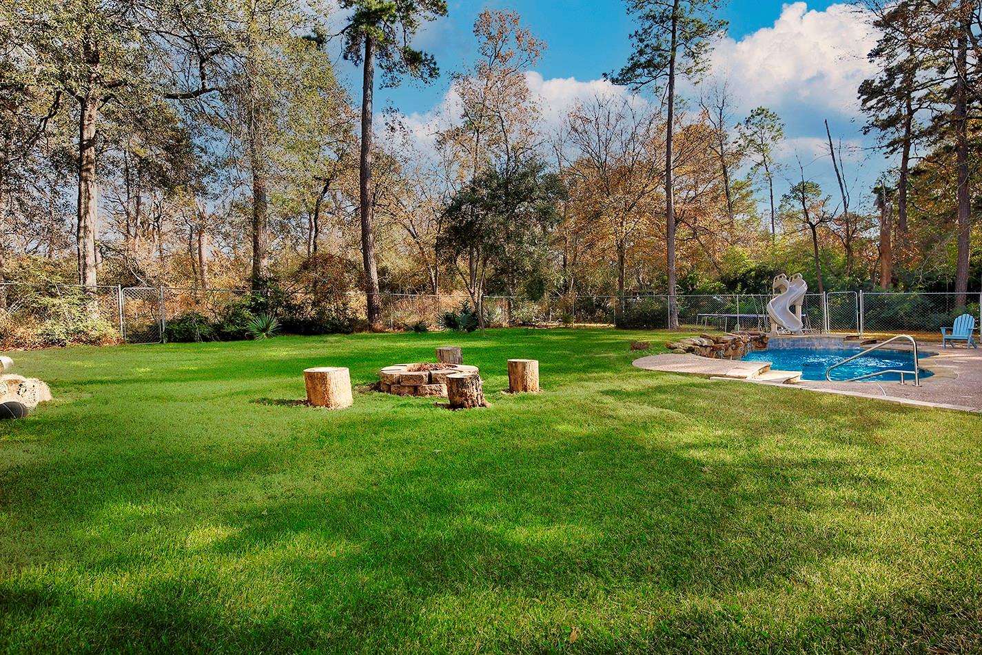 44 Lake Forest Circle