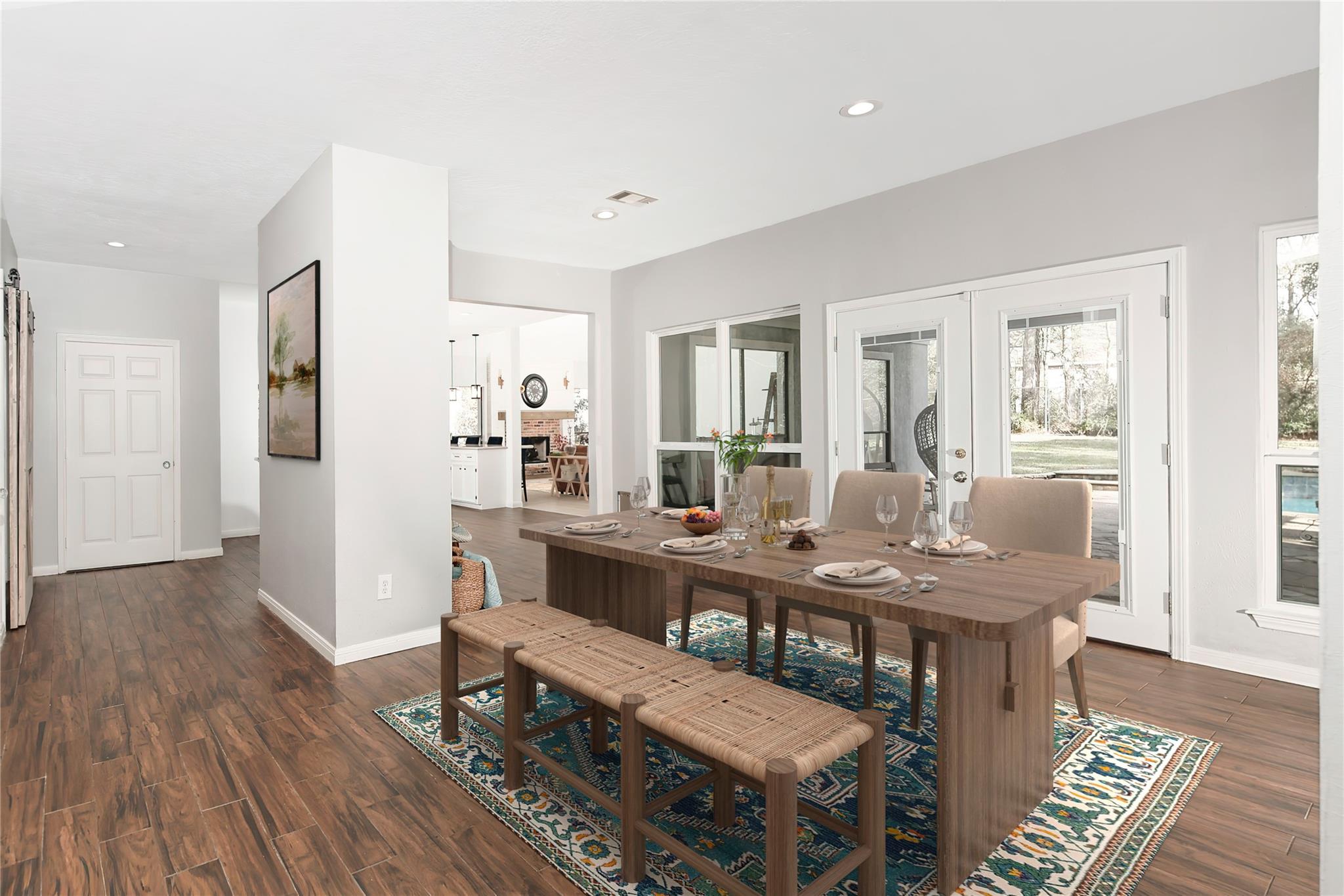 44 Lake Forest Circle