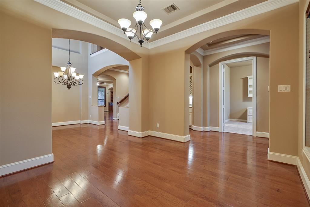 101 E Silverwood Ranch Estate