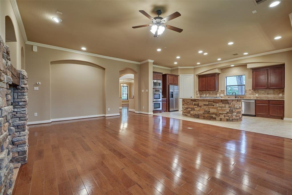 101 E Silverwood Ranch Estate