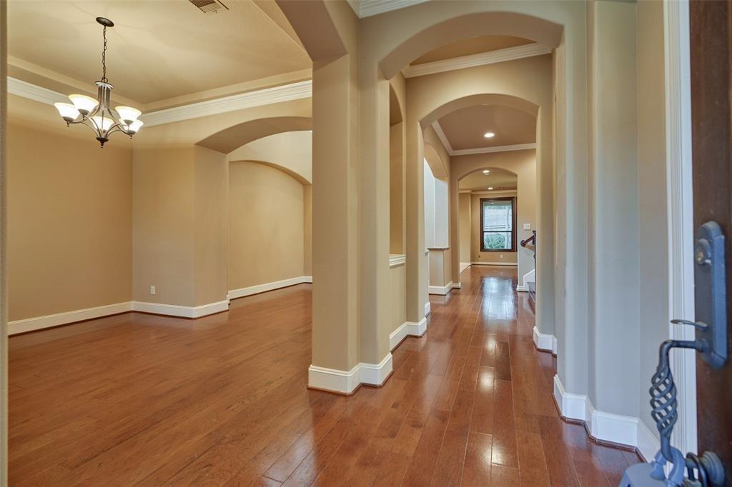 101 E Silverwood Ranch Estate