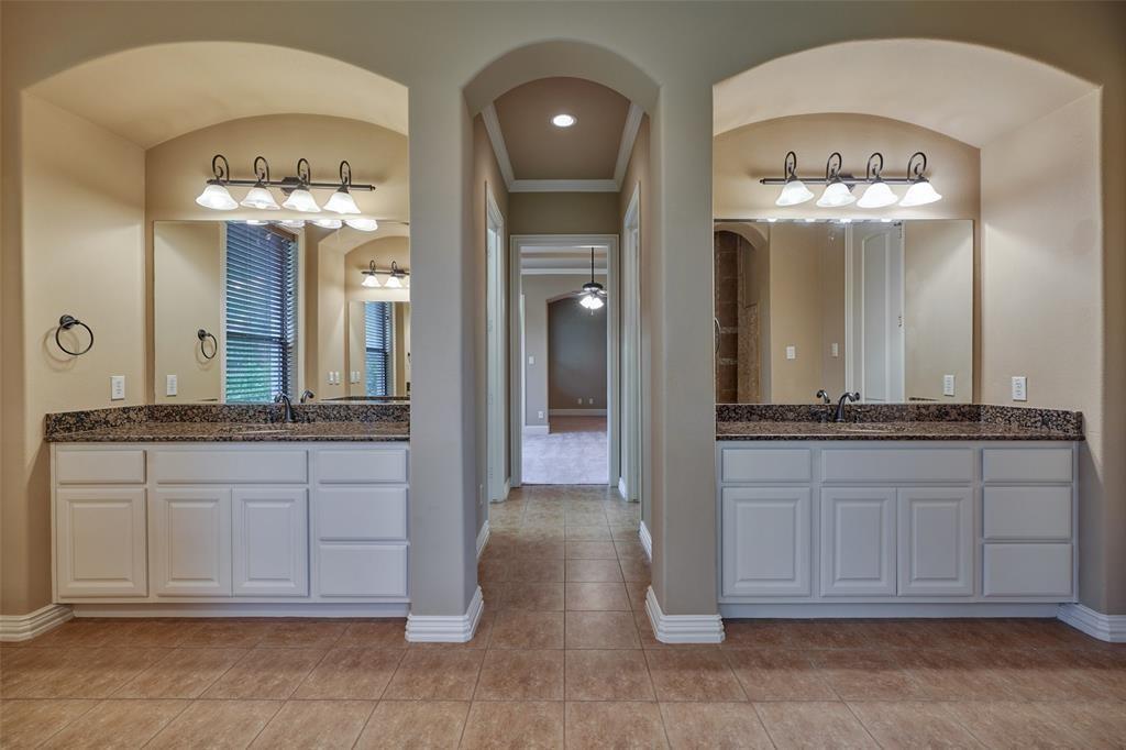 101 E Silverwood Ranch Estate