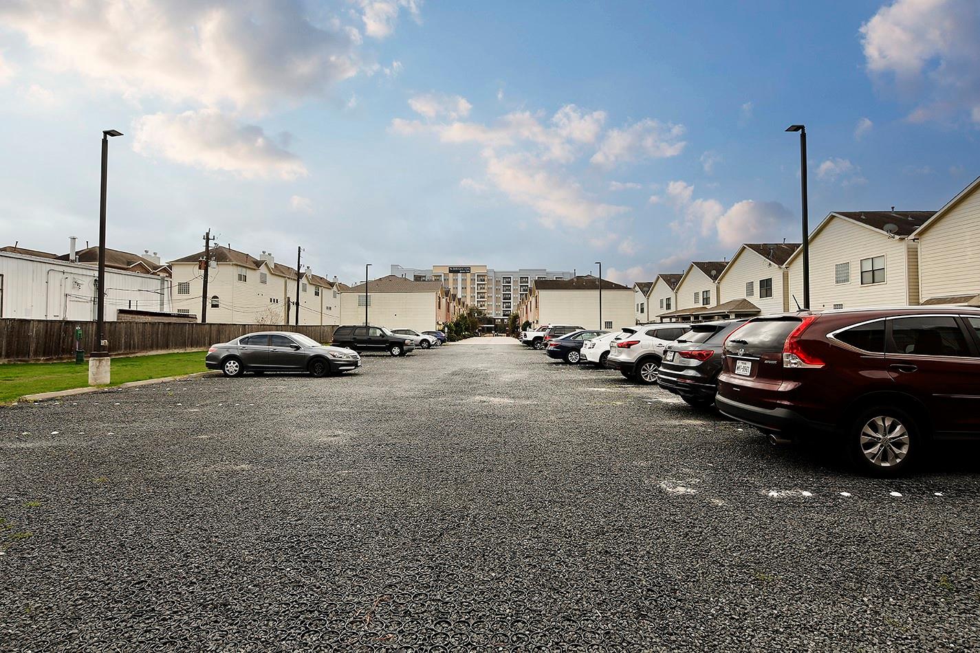 650 Westcross Street # 87