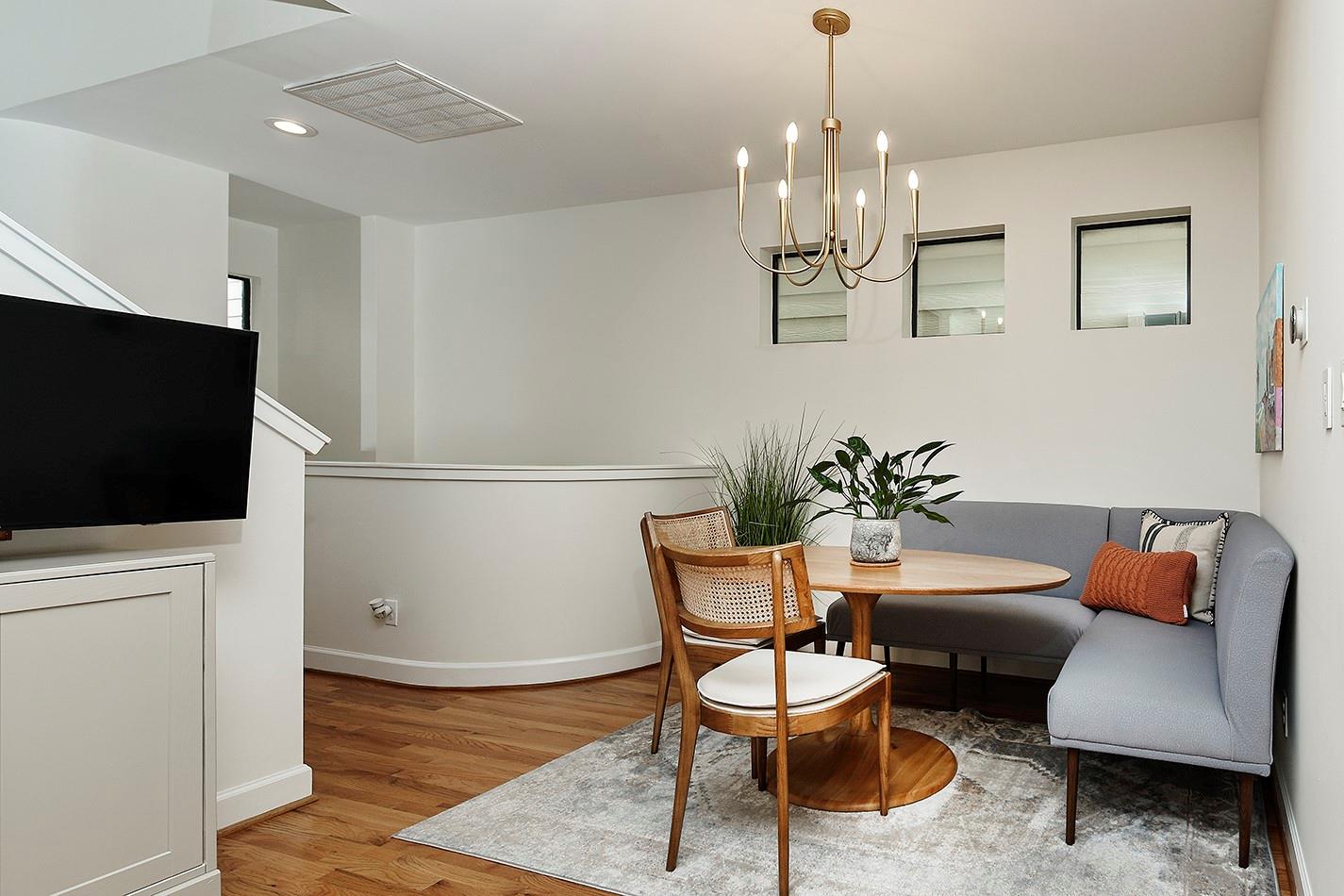 650 Westcross Street # 87