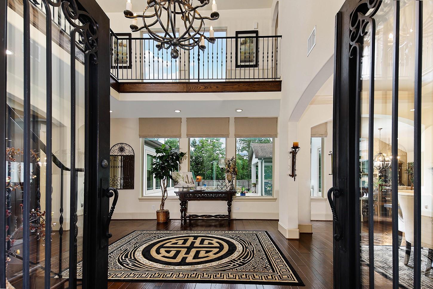 105 Larkhaven Drive