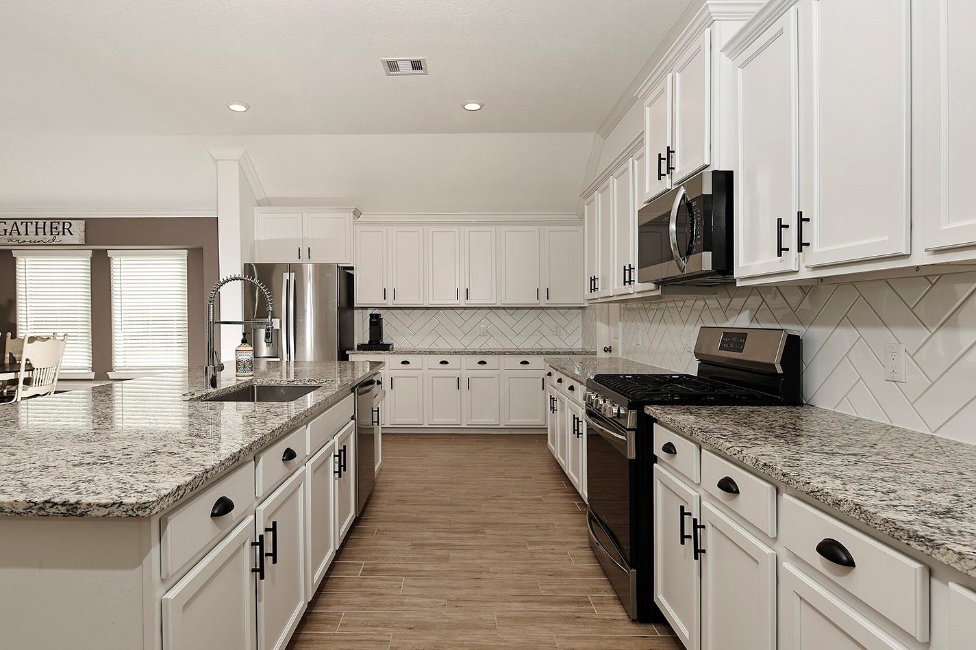 7503 Enchanted Rock Court