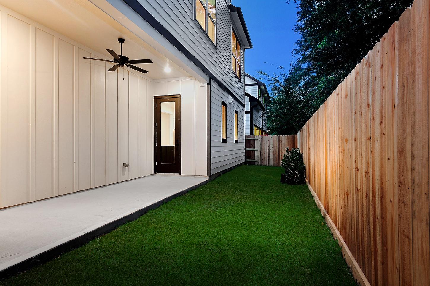 34 Honeycomb Ridge Place