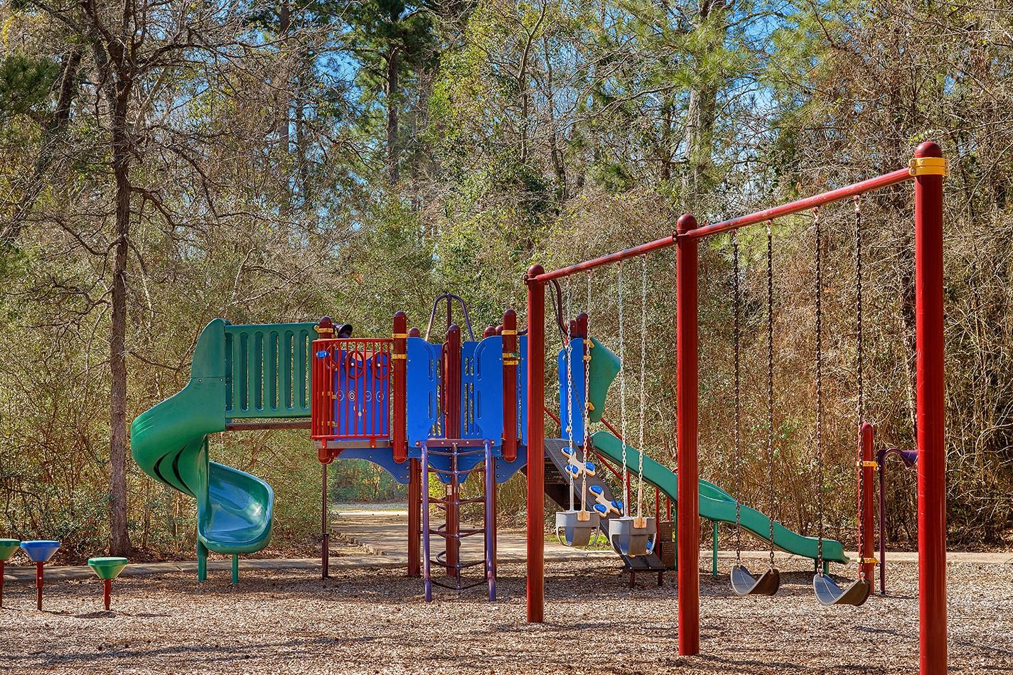 50 E Pipers Green