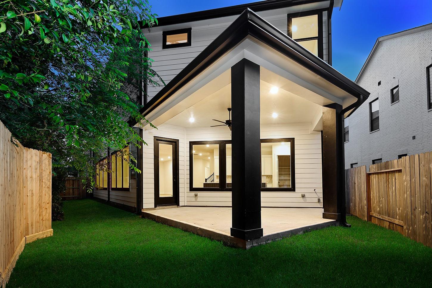 38 Honeycomb Ridge Place