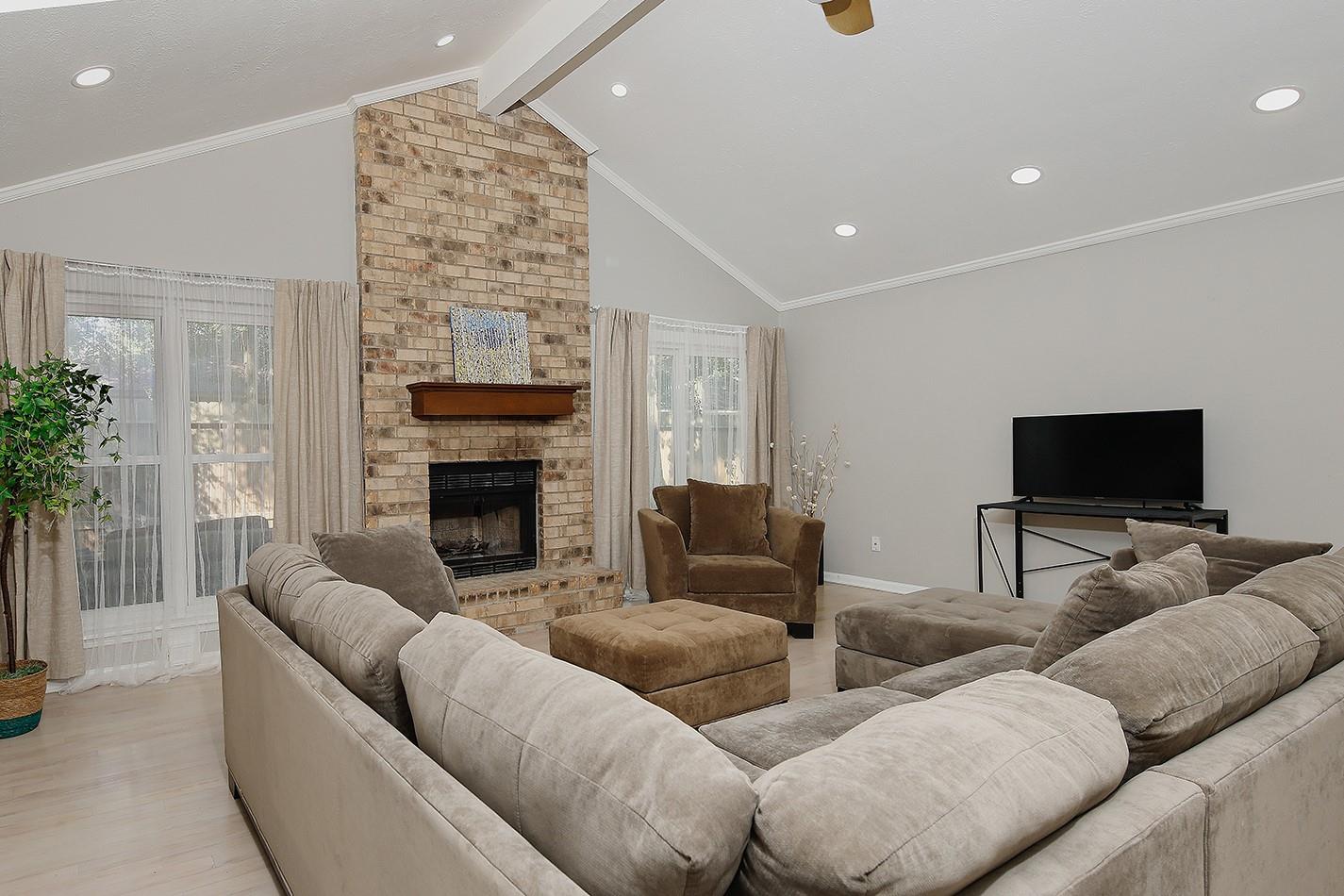 99 N Deerfoot Circle