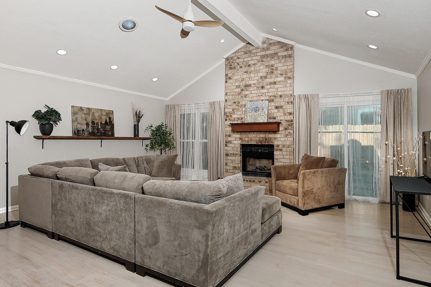 99 N Deerfoot Circle