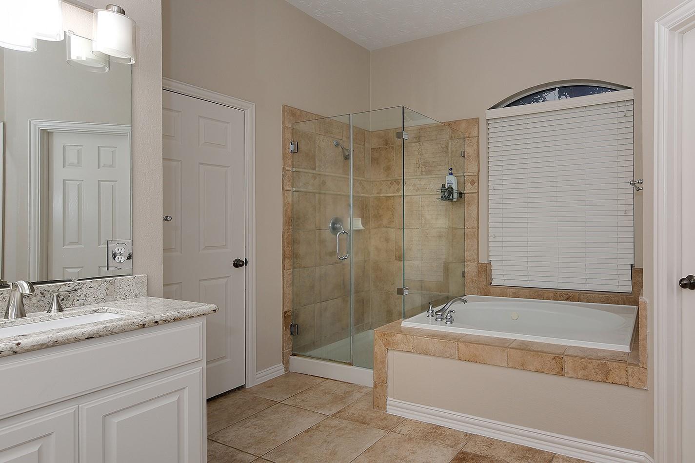 50 N Lansdowne Circle, The Woodlands