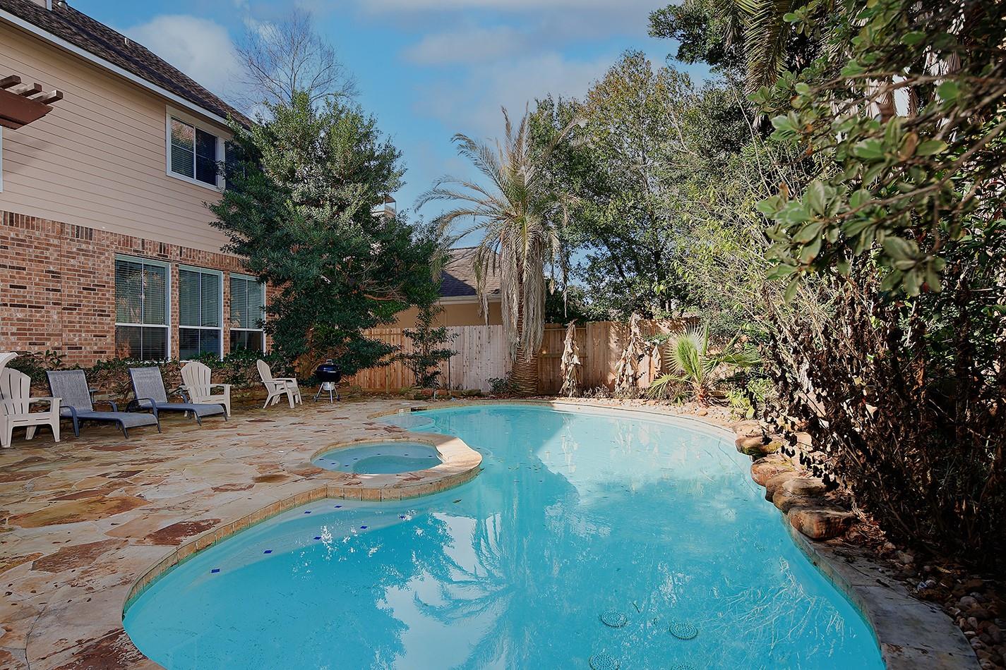 50 N Lansdowne Circle, The Woodlands