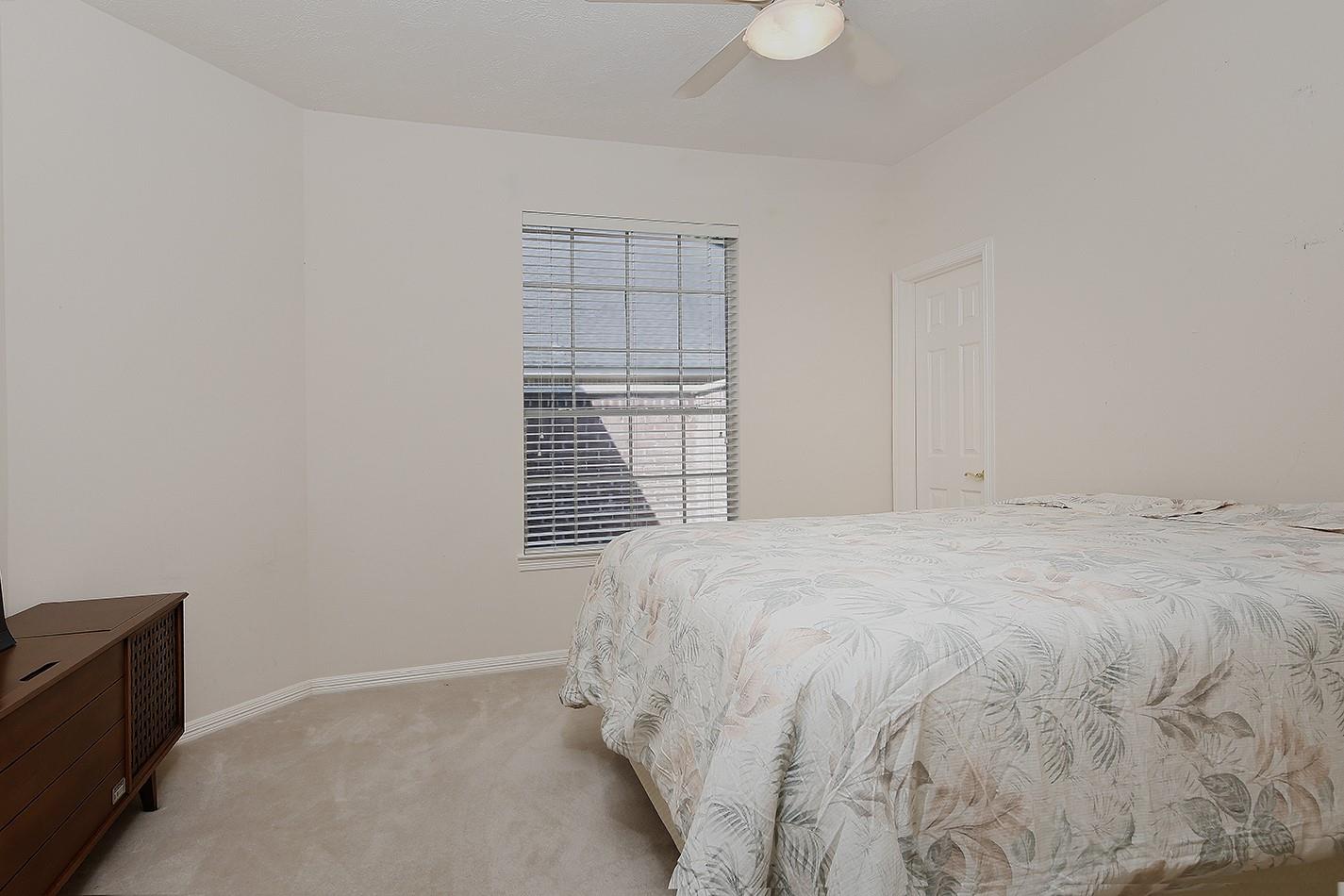 55 W Palmer Bend