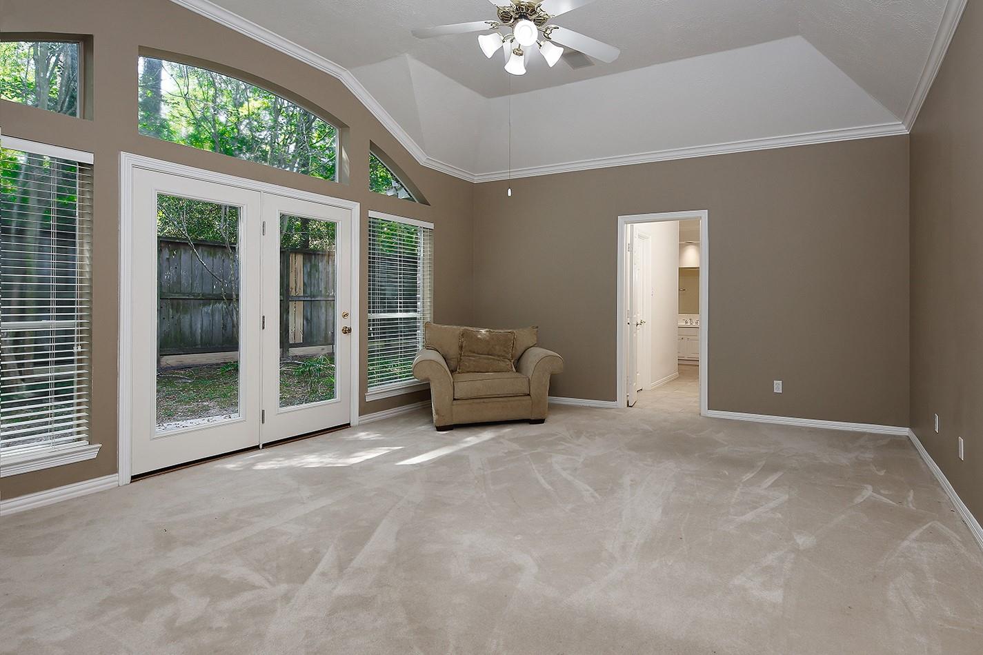 55 W Palmer Bend