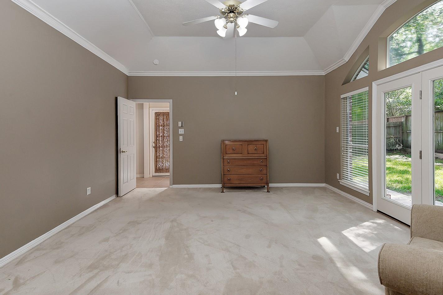 55 W Palmer Bend