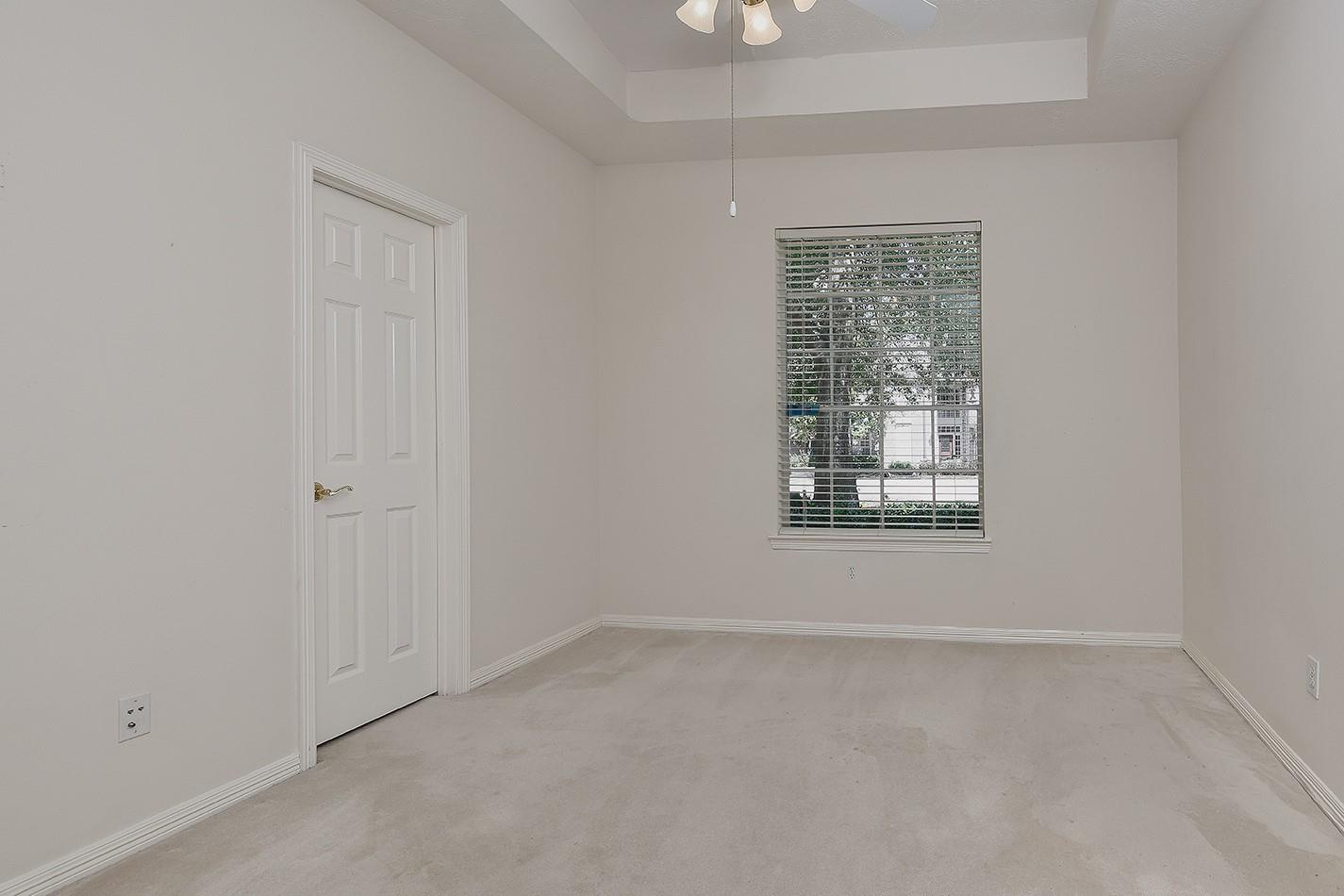 55 W Palmer Bend