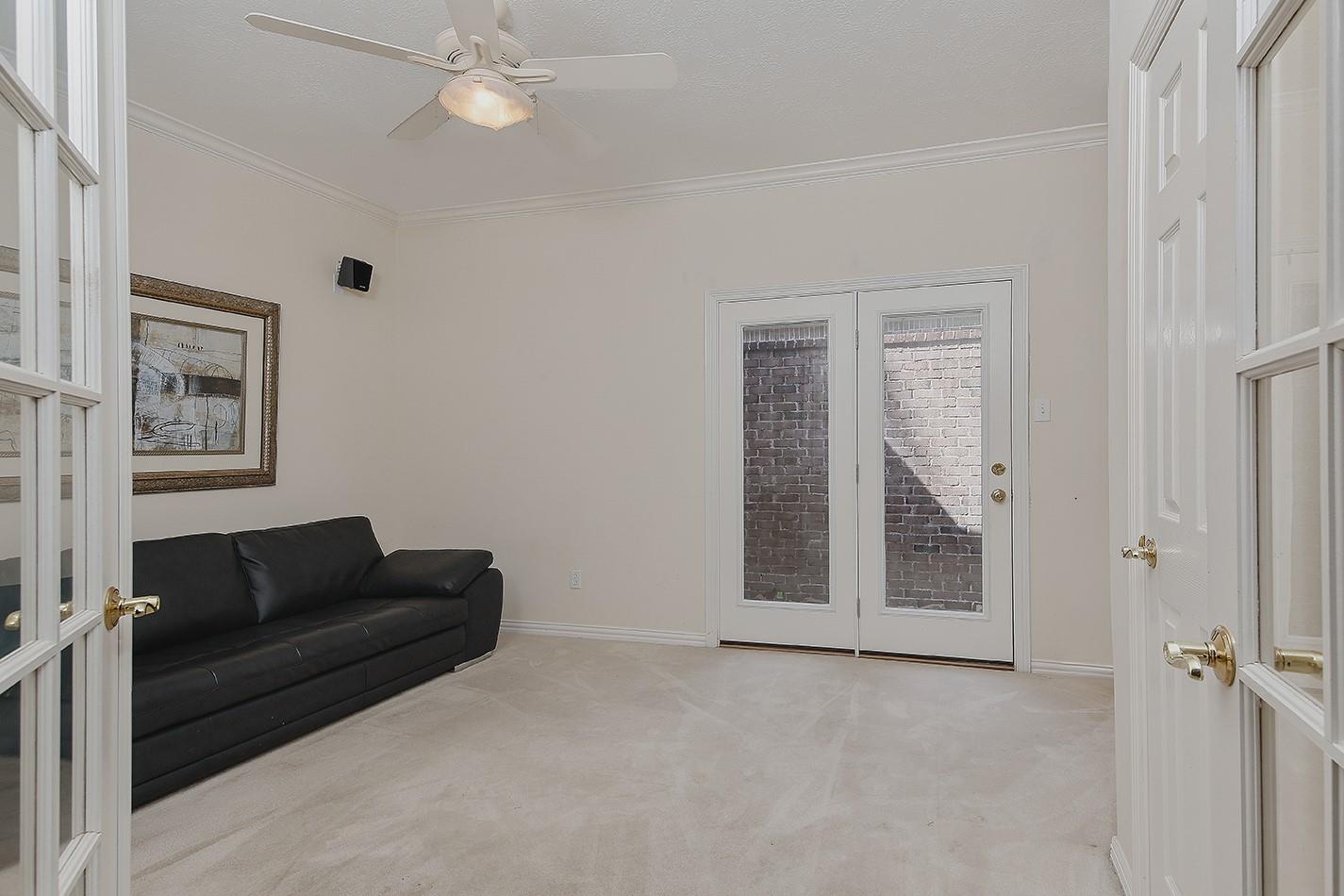 55 W Palmer Bend