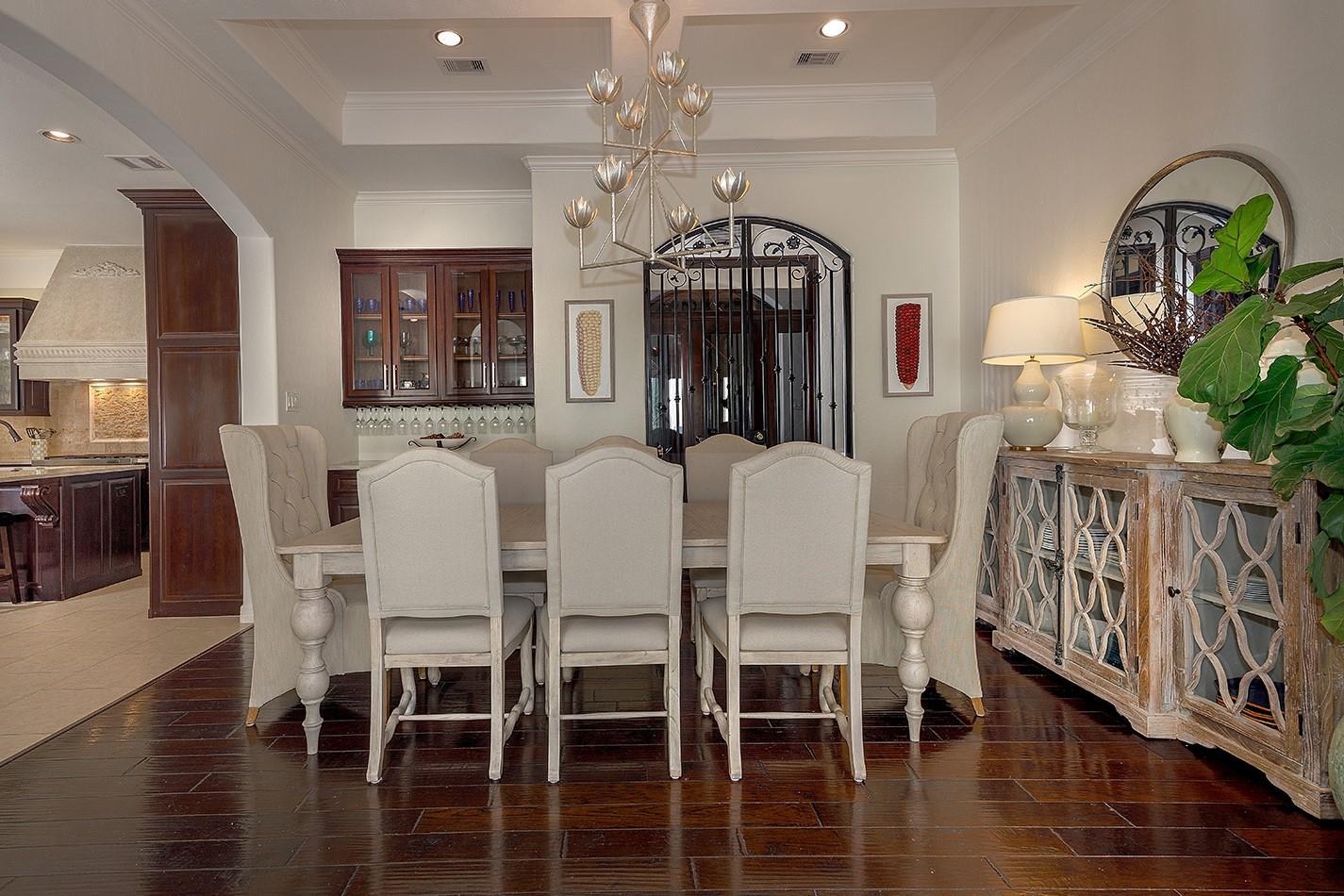 10 Moatwood Court