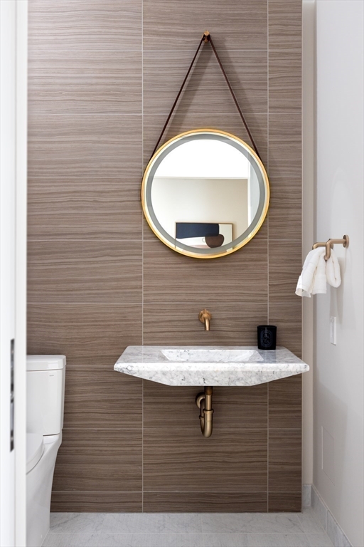Singular Full Service in Beacon Hill