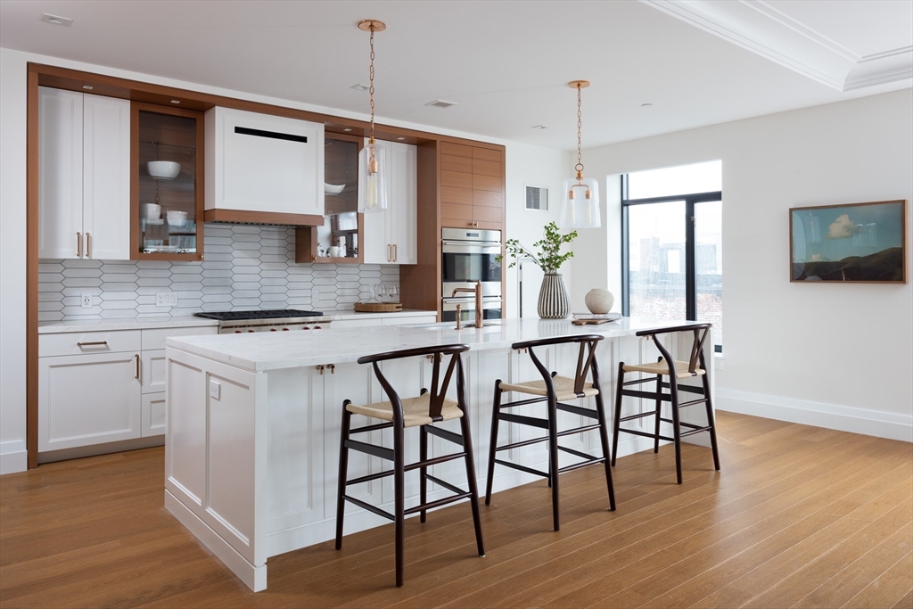 Singular Full Service in Beacon Hill