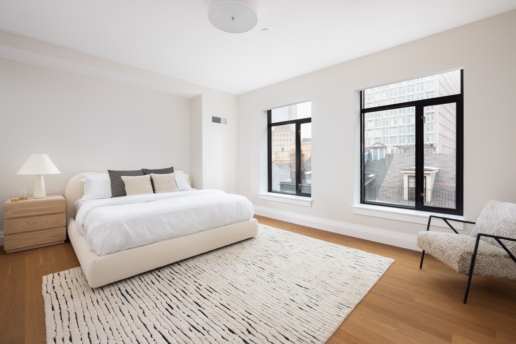Singular Full Service in Beacon Hill