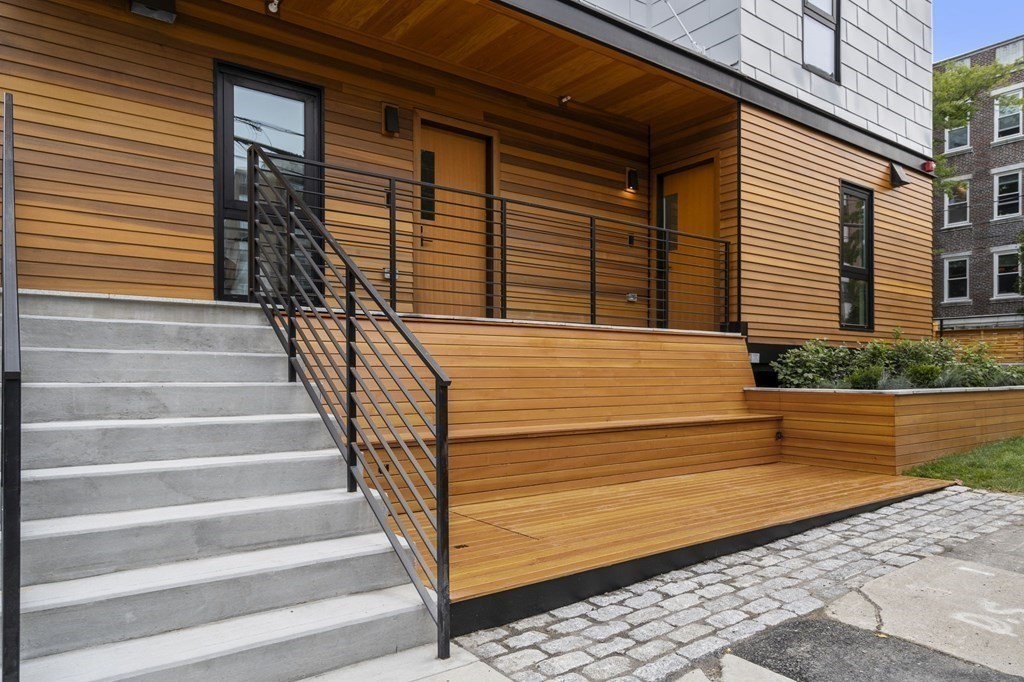 41 Stearns Road Unit: SF