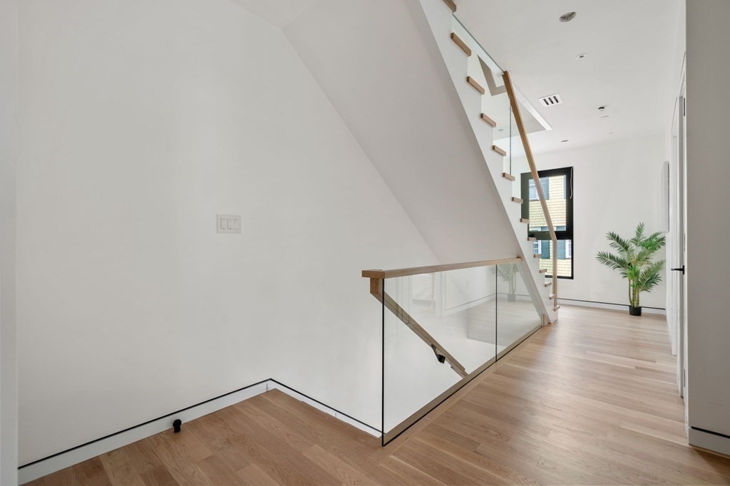 41 Stearns Road Unit: SF